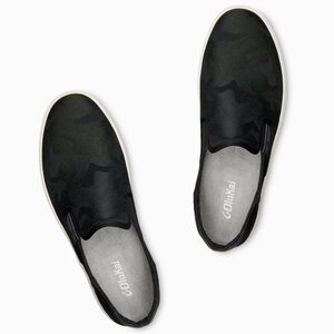 OluKai Men's Lae'ahi Pa'i Slip-On Sneakers Sz 7
